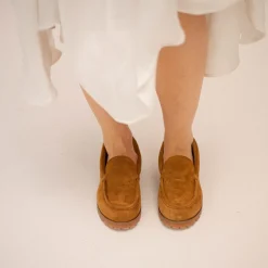 Adam Półbuty, Karmelowy Welur