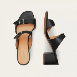 Amalfi Sandaly, Czarny