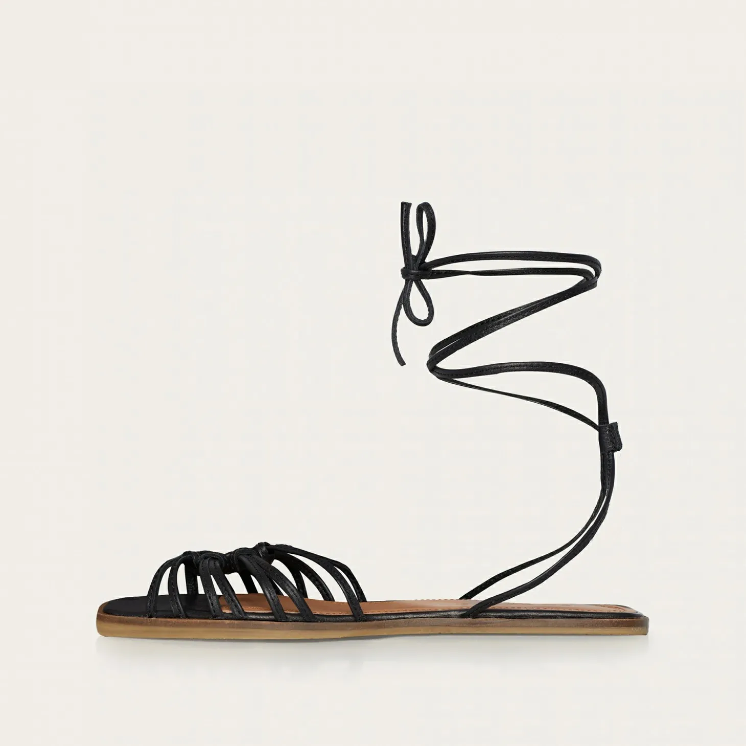 Amfi Sandaly, Czarny