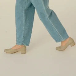 Apulia Czółenka, Chalwowy