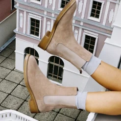 Arava Sztyblety, Szary Welur