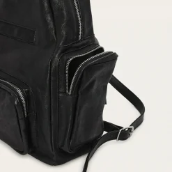 Atzel Plecak, Czarny