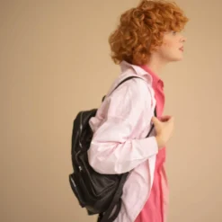 Atzel Plecak, Czarny