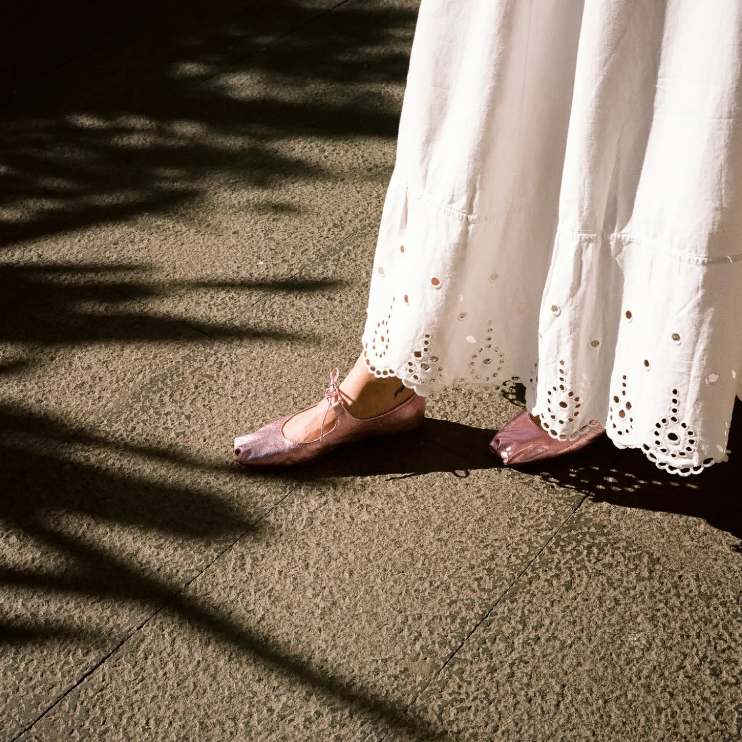 Batsheva Baleriny, Metaliczny Rozowy