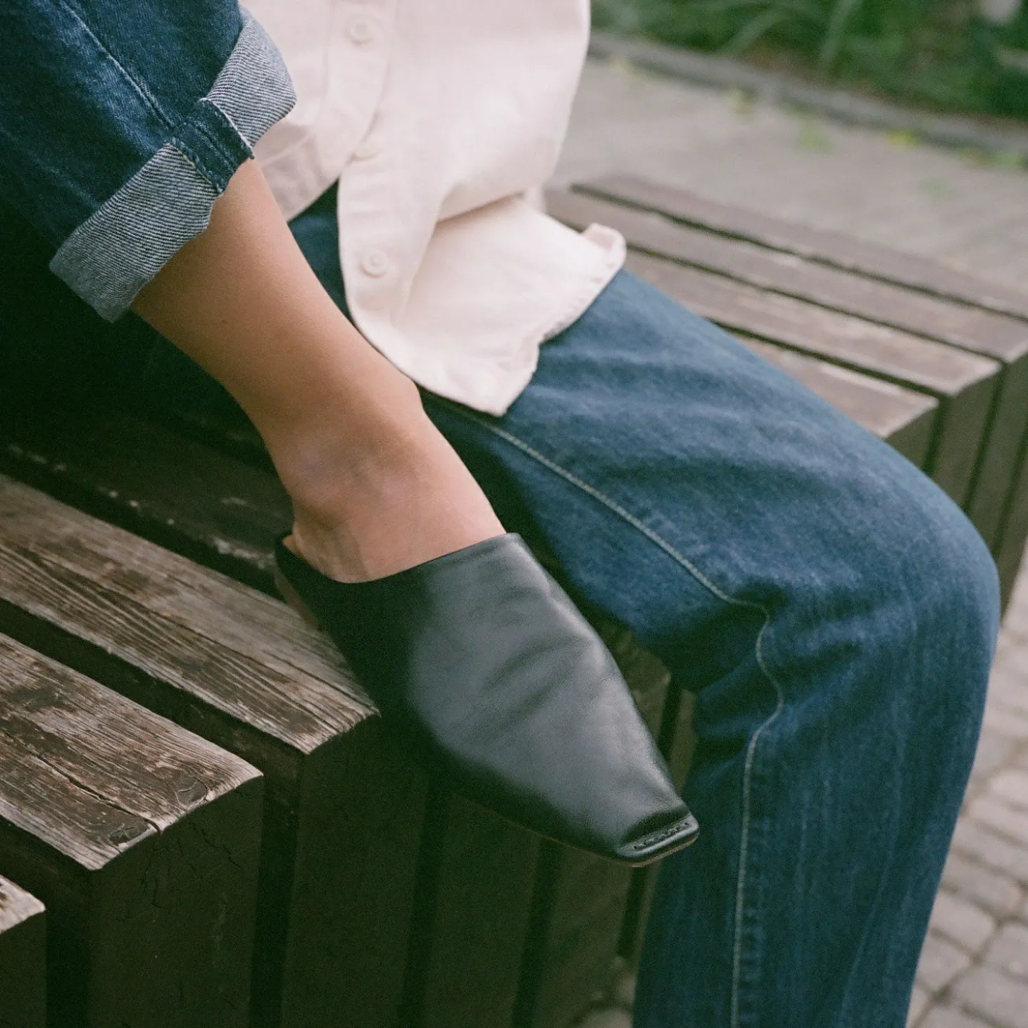 Bayit Klapki, Czarny