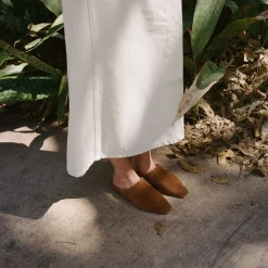 Bayit Klapki, Karmelowy Welur