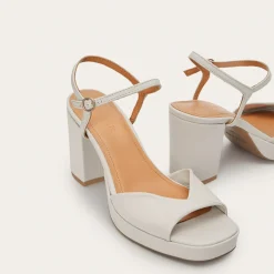 Bianca Sandaly, Marcepanowy