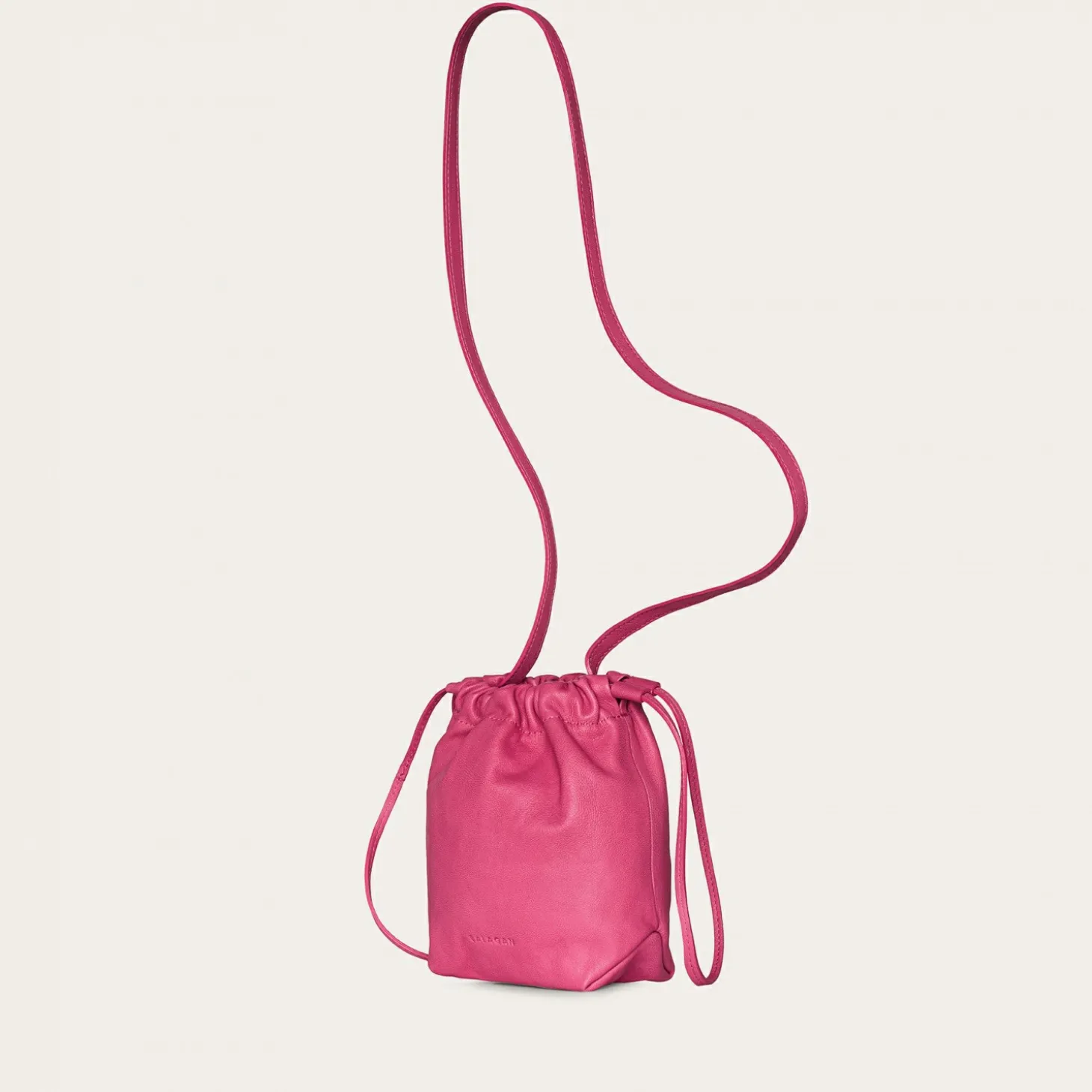 Dima Torebka S, Fuksja