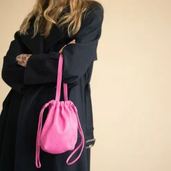 Dima Torebka S, Fuksja