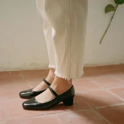 Dora Czółenka Na Niskim Obcasie, Czarny Polysk