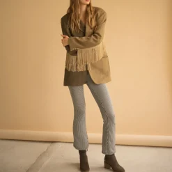 Ejtan Botki, Dymny Welur