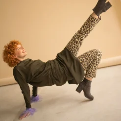 Elton Botki, Antracytowy Welur