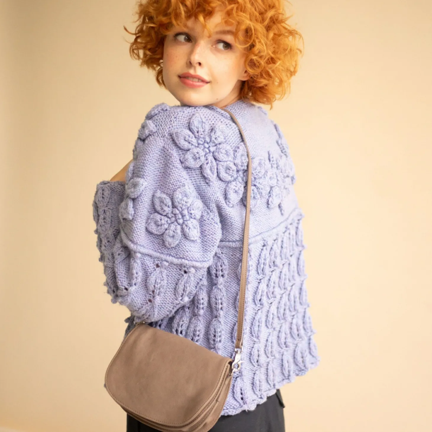 Eveline Torebka, Dymny