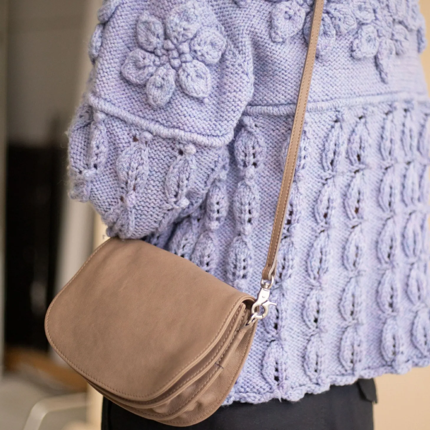 Eveline Torebka, Dymny