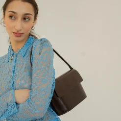 Galia Torebka, Ciemny Braz