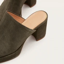 Gloria Klapki, Dymny Welur