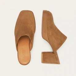 Gloria Klapki, Karmelowy Welur