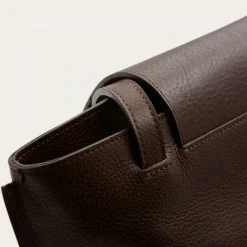 Isha Torebka M, Ciemny Braz