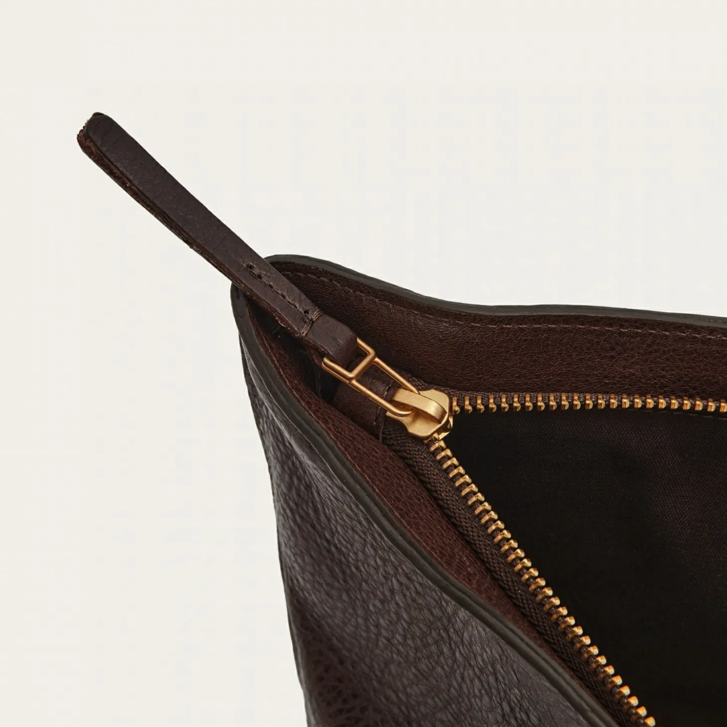 Ishti Torebka, Ciemny Braz