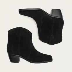 Jesse Kowbojki, Czarny Welur