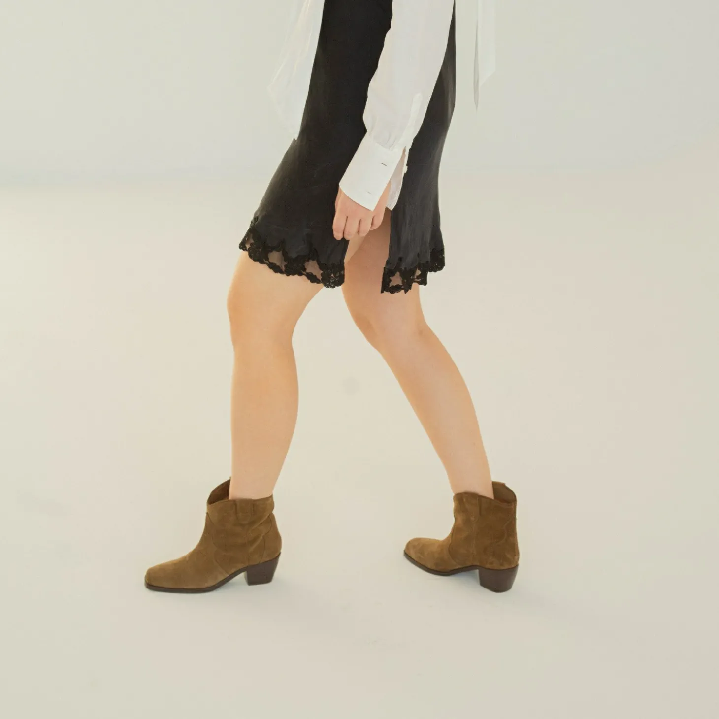 Jesse Kowbojki, Ziemisty Welur