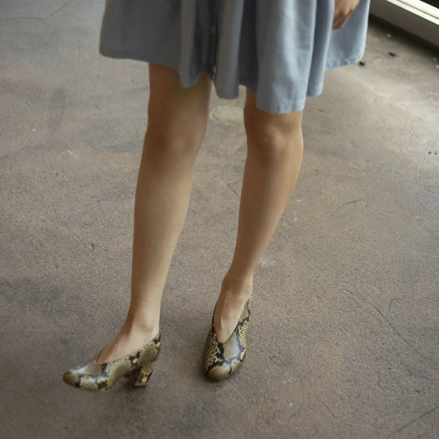 Leilot Czółenka, Brazowy Wzor Pytona