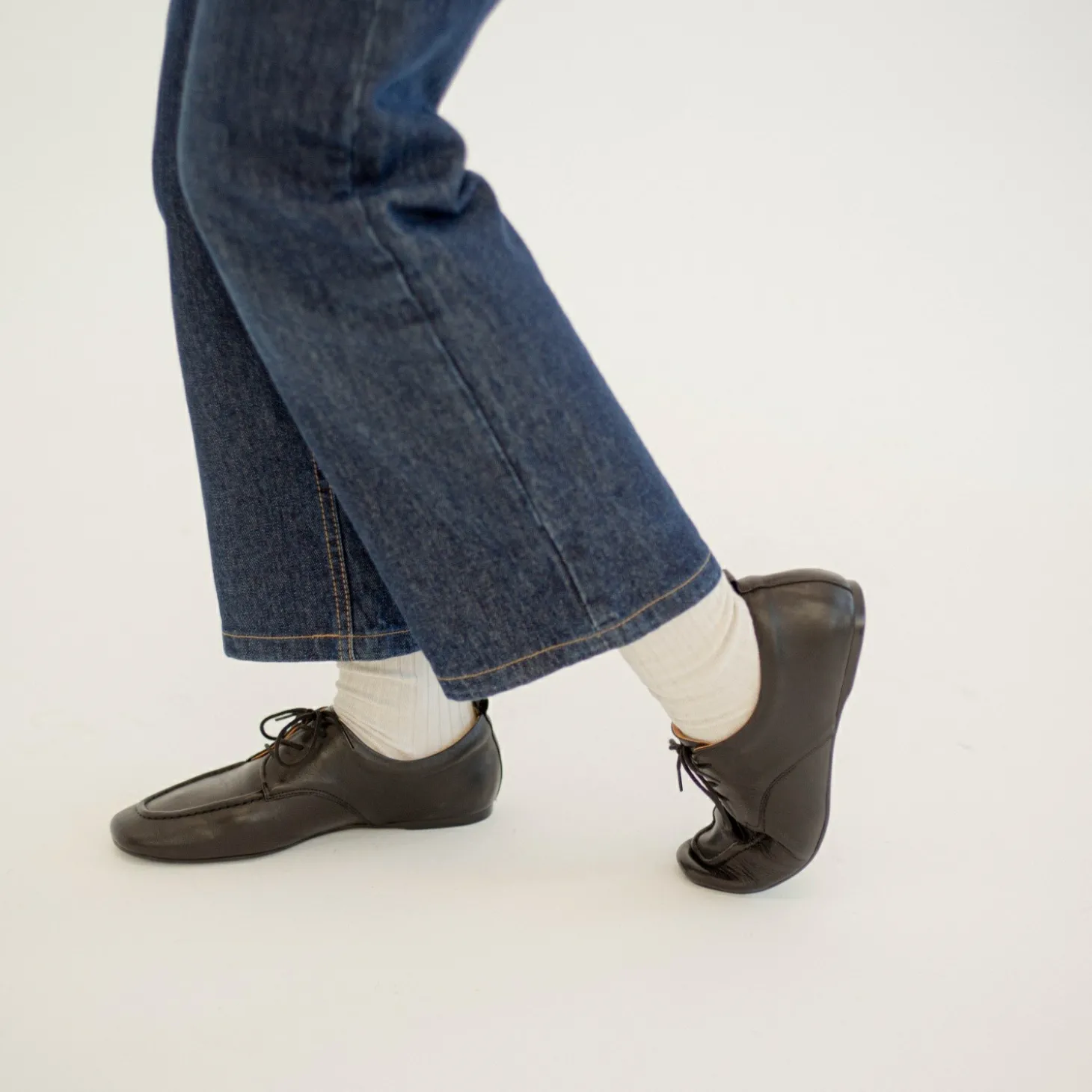 Lila Półbuty, Czarny