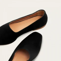 Malben Baleriny, Czarny Welur