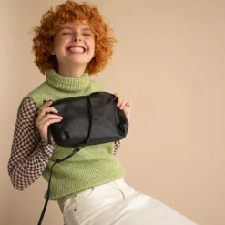 Marianne Torebka, Czarny