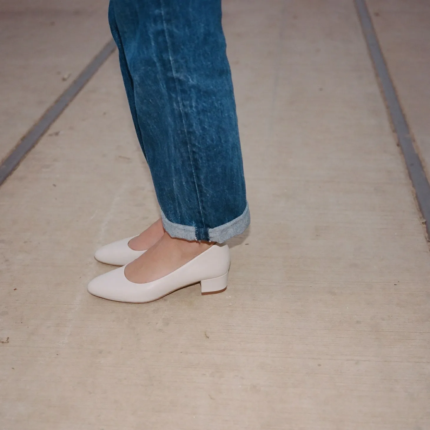 Migdal Czółenka Na Niskim Obcasie, Kremowy