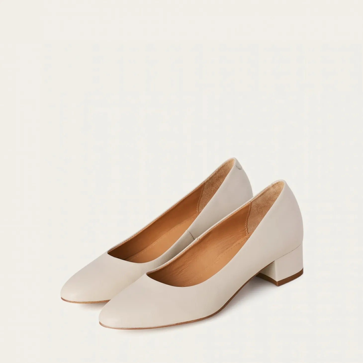 Migdal Czółenka Na Niskim Obcasie, Kremowy