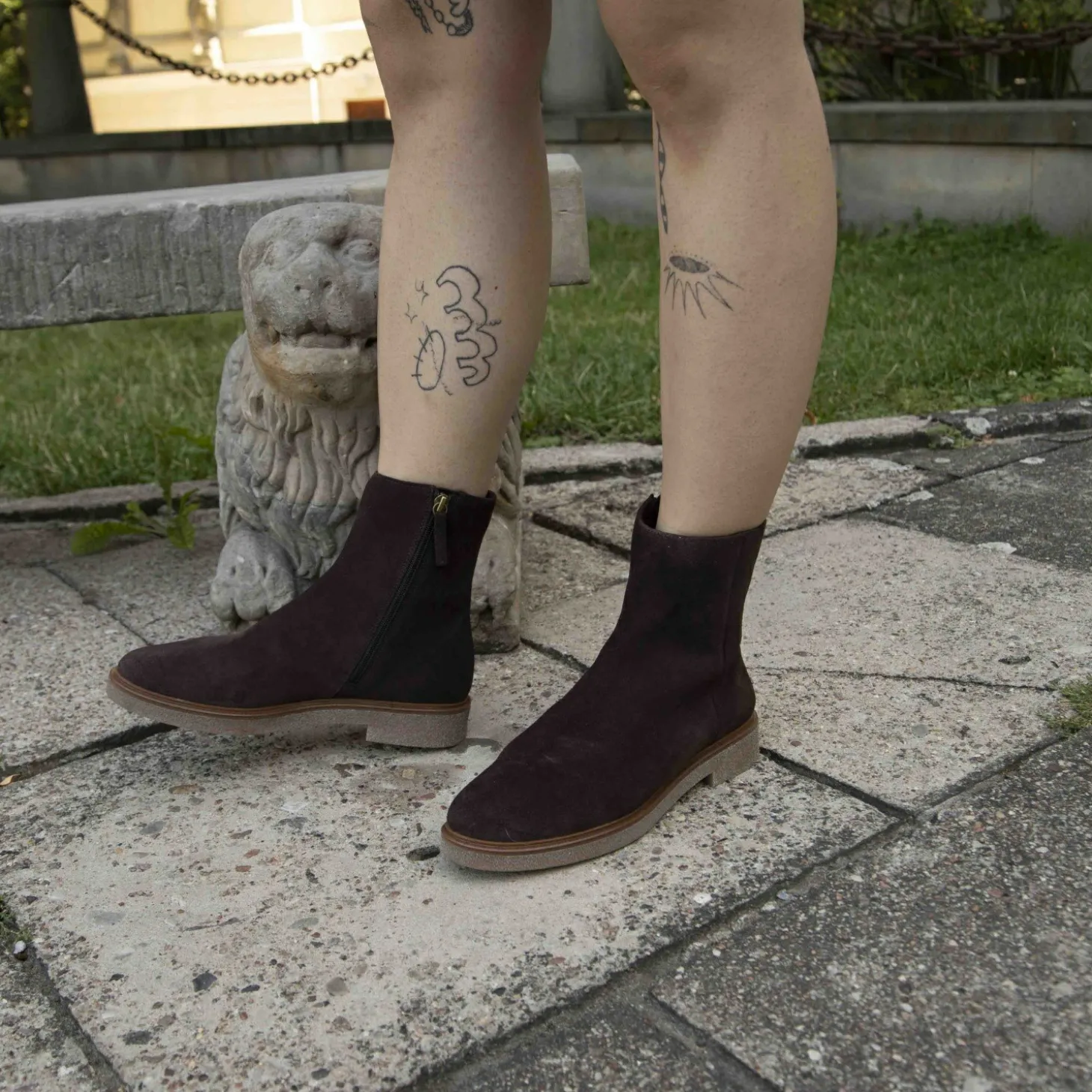 Naki Botki, Czekoladowy Braz Welur