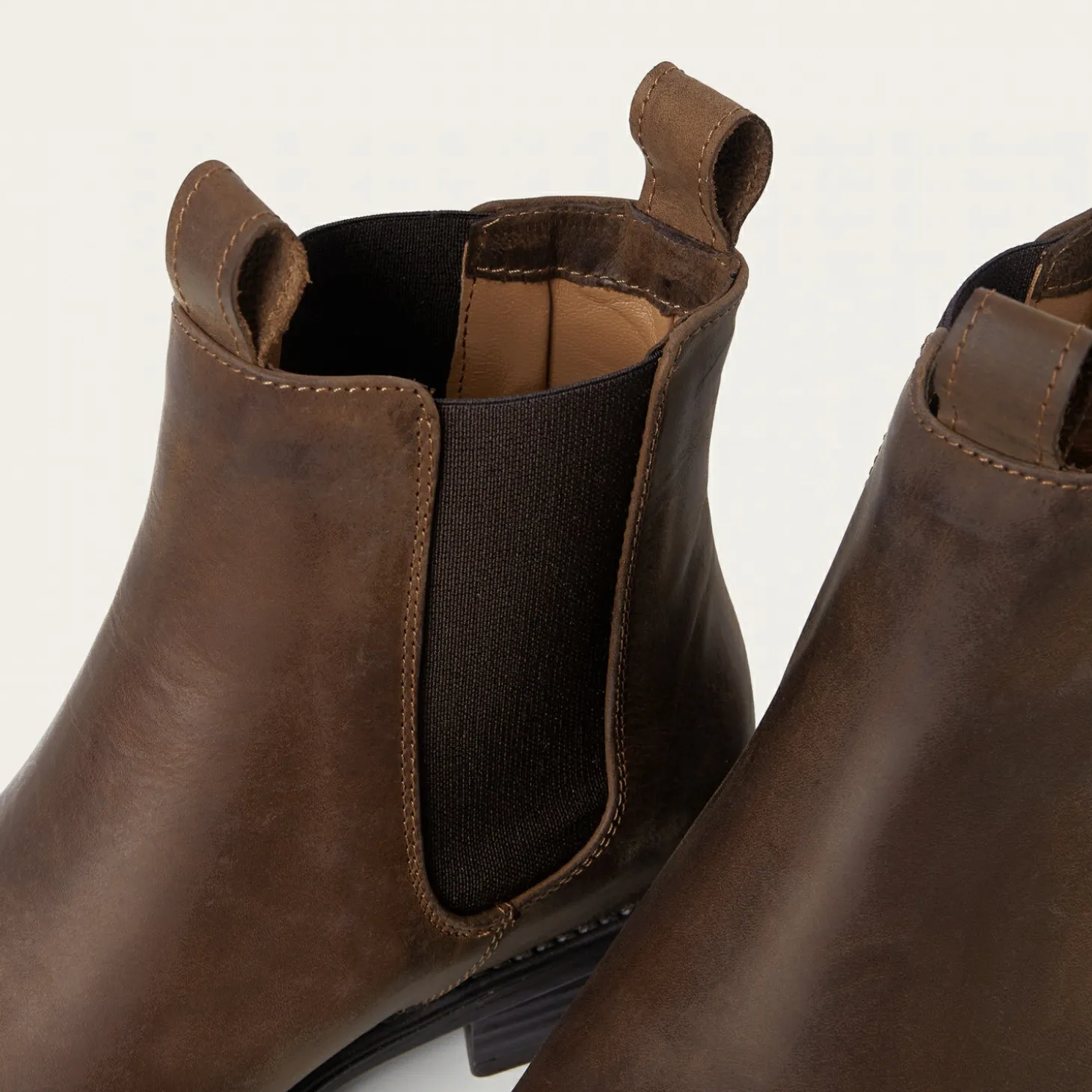 Negew Sztyblety, Woskowany Braz