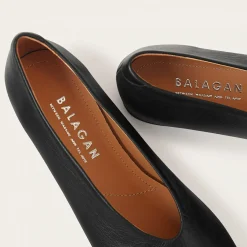 Opera Baleriny, Czarny