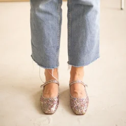 Pass Baleriny, Confetti