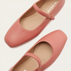 Pass Baleriny, Koralowy