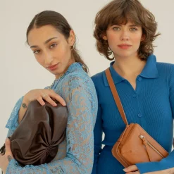 Plis Torebka, Ciemny Braz