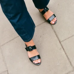 Rehava Sandaly, Czarny Rustykalny