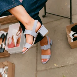 Rehava Sandaly, Dzinsowy Blekit