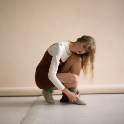 Ritza Sneakersy, Jasny Welur