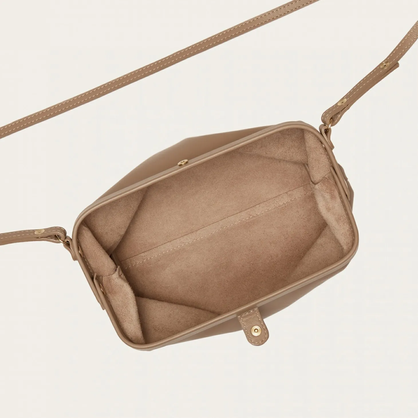 Rofe Torebka M, Dymny