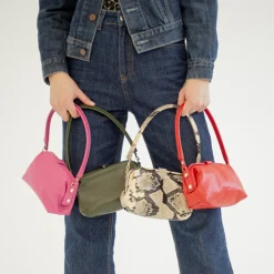 Roha Torebka, Makowa Czerwien