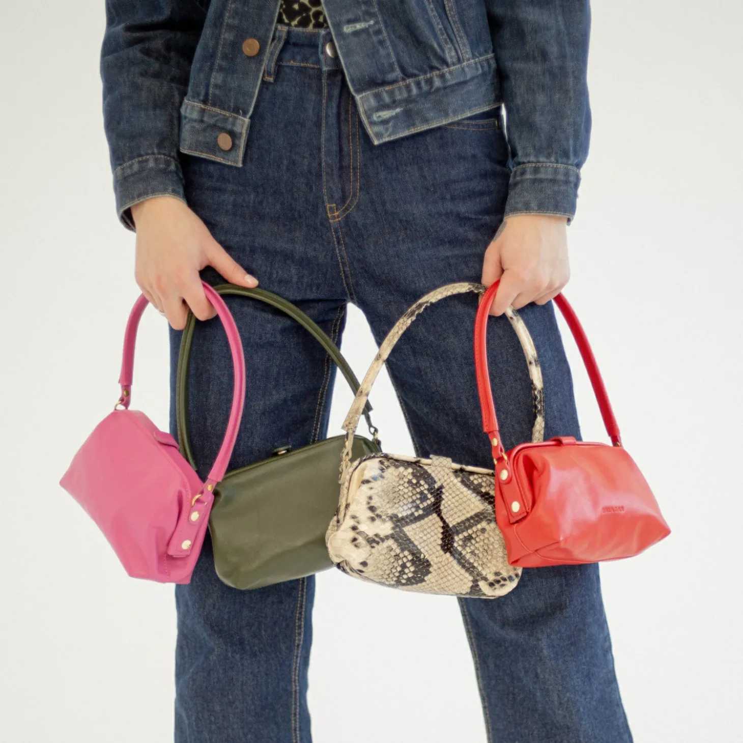 Roha Torebka, Makowa Czerwien