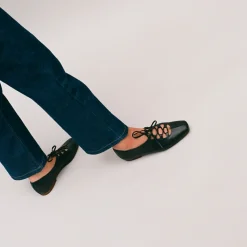 Roma Baleriny, Czarny