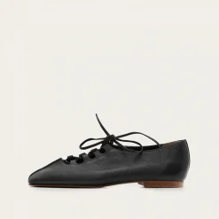 Roma Baleriny, Czarny