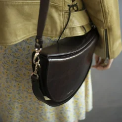 Sahar Torebka, Ciemny Braz