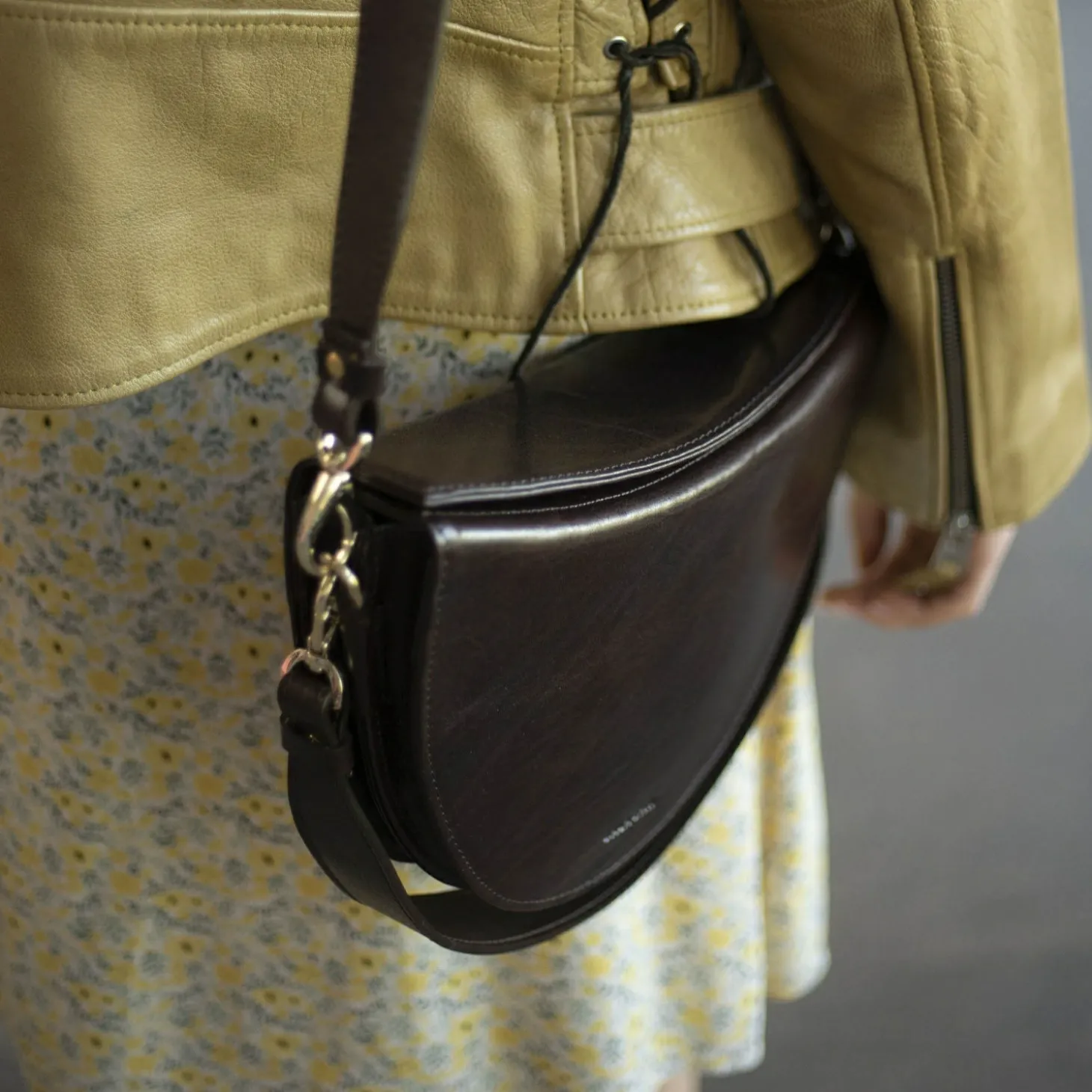 Sahar Torebka, Ciemny Braz