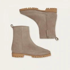 Saviv Botki, Szary Welur