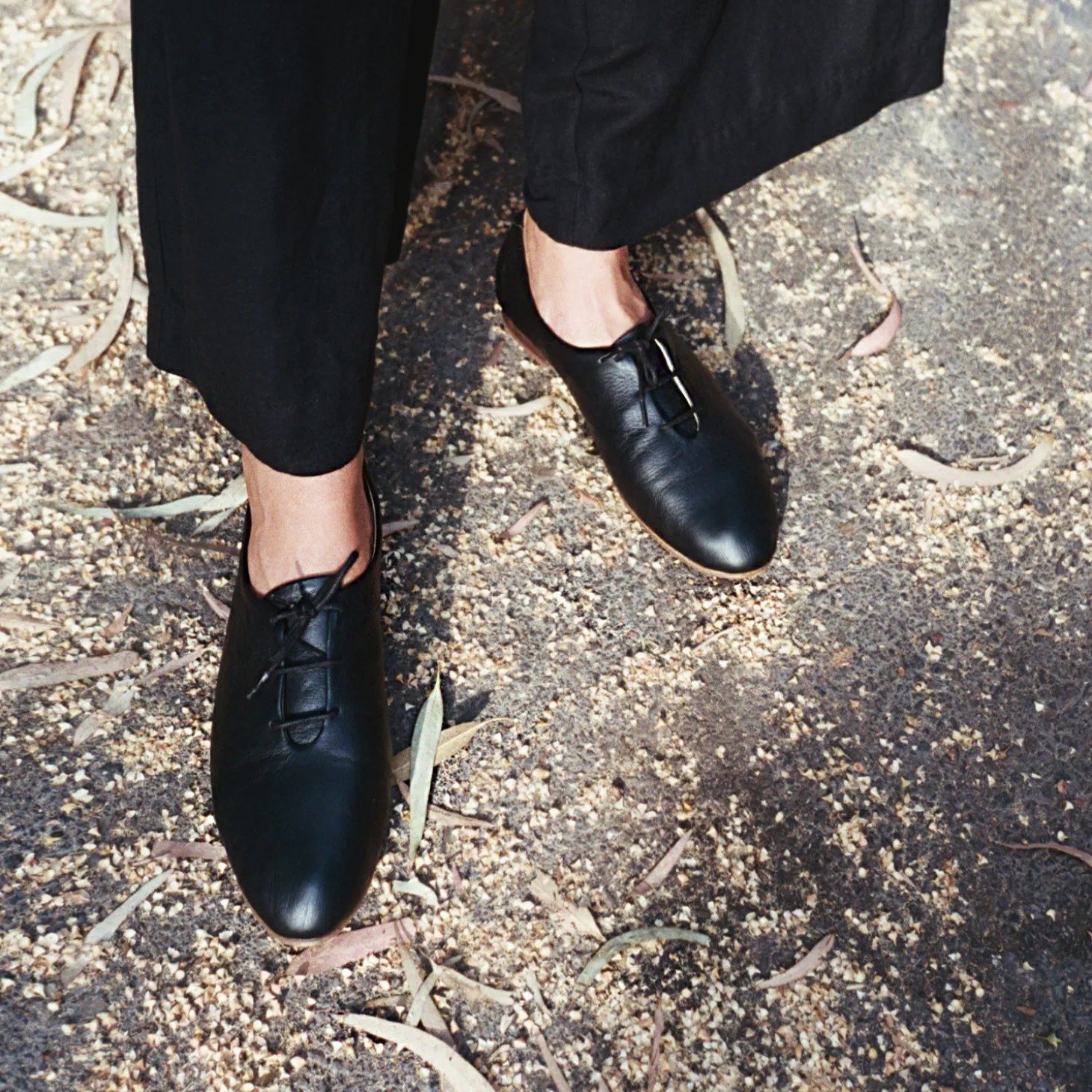 Serge Półbuty, Czarny