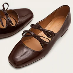 Shirley Baleriny, Bordowy Polysk